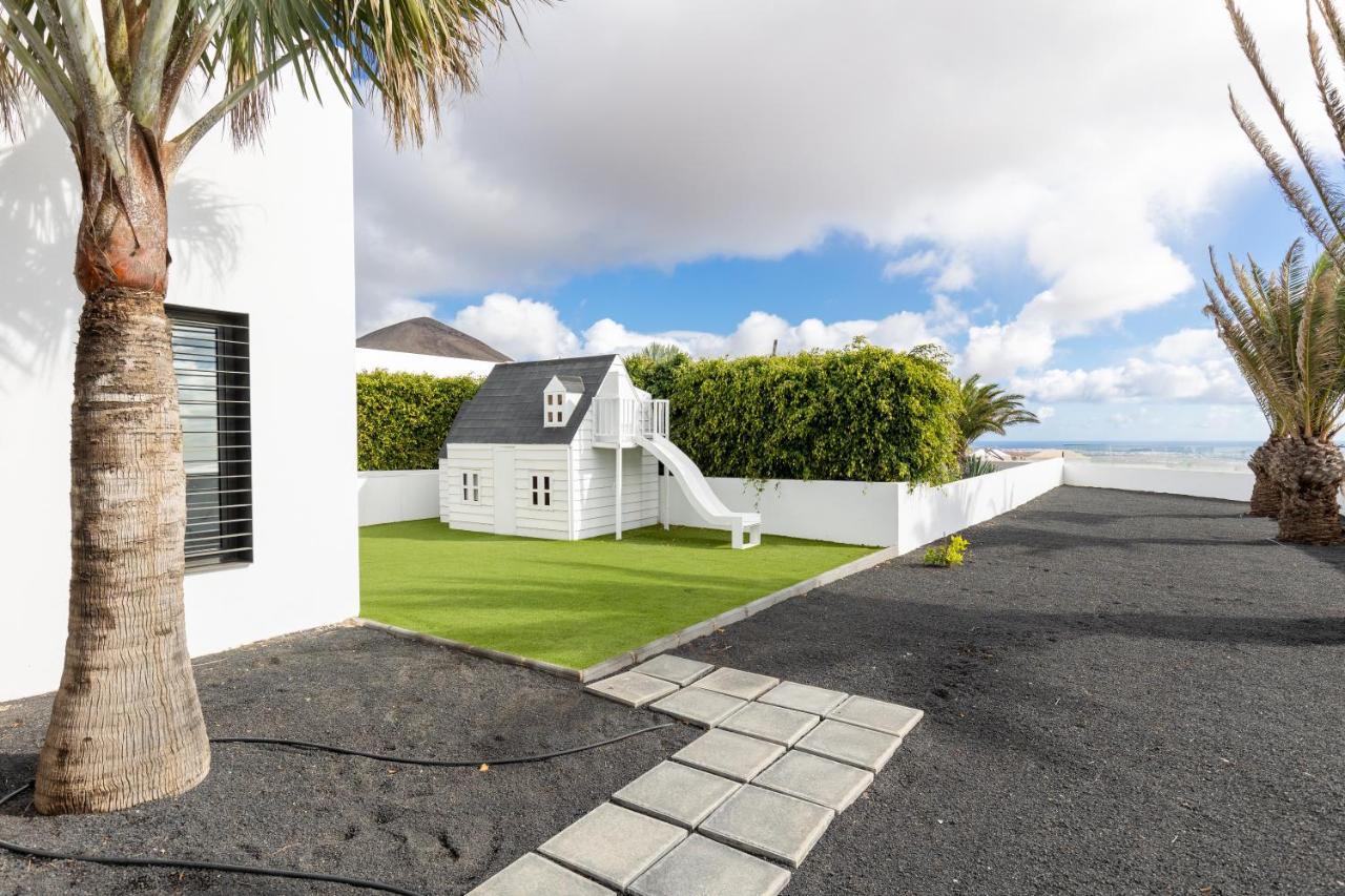 Villa Serenity Tías Exteriér fotografie
