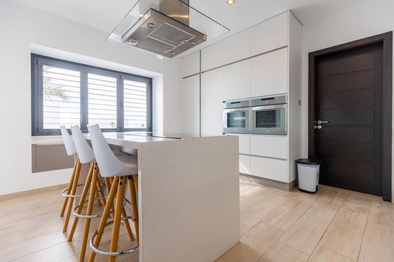 Villa Serenity Tías Exteriér fotografie